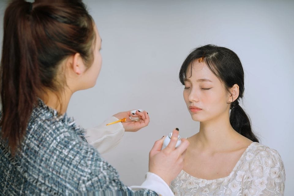 GO-KOREA Học trang điểm tại Hàn Quốc 1 học trang điểm tại hàn Quốc