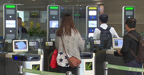 Xuất cảnh tự động