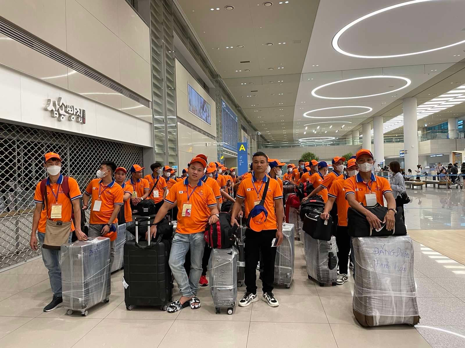 Hình ảnh từ GO-KOREA: z4507046093216 20f4ad3cdc09048eaeac73258b2c36f4